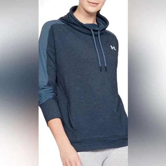 Under Armour Women's Featherweight Fleece Funnel Neck size Medium - Picture 2 of 7